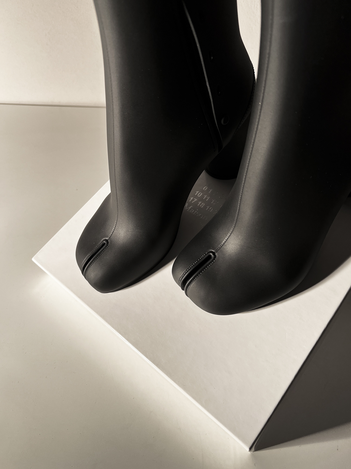 Maison Margiela Tabi Ankle Boots