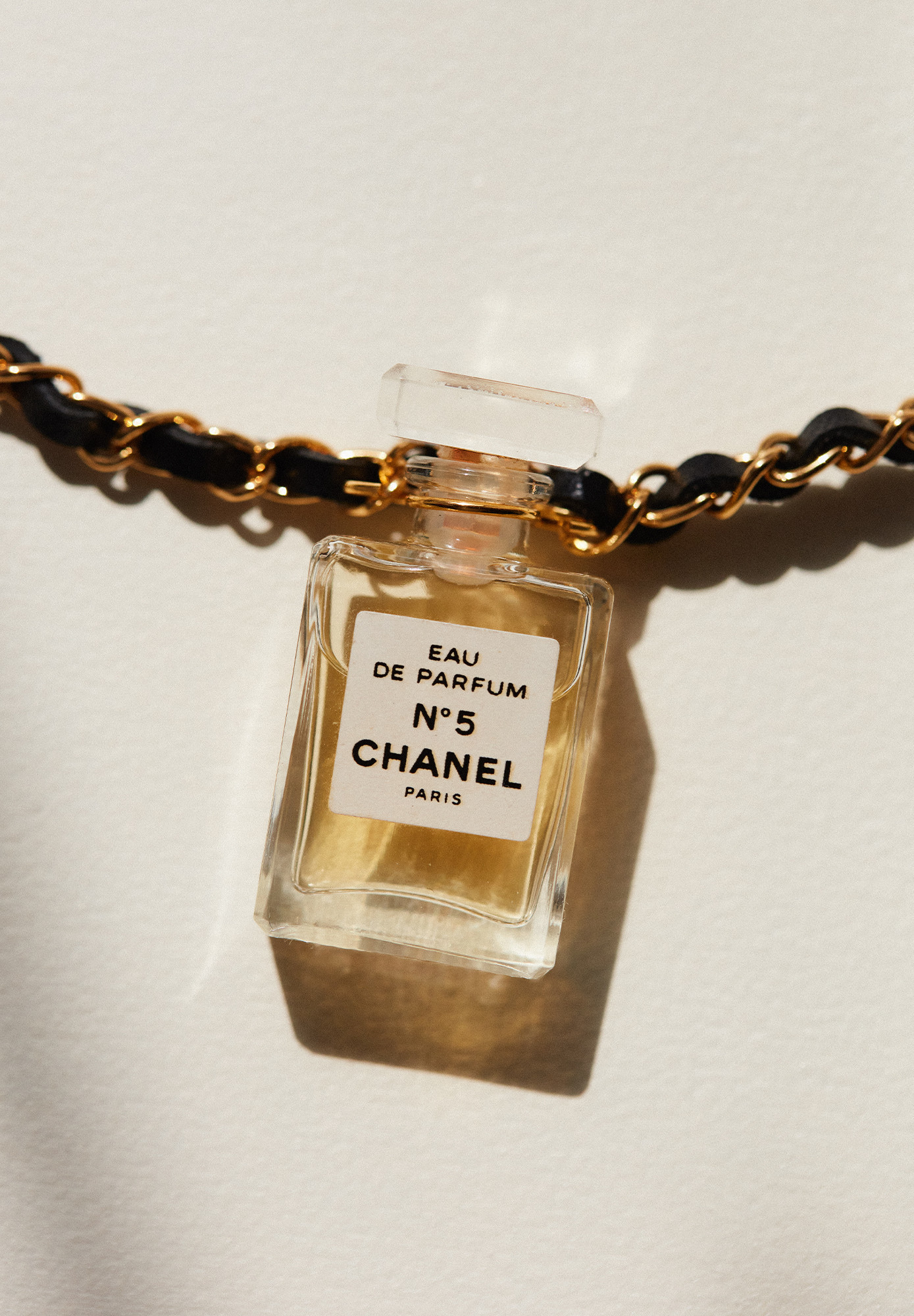 Chanel Necklace With Perfume No.5 Pendant