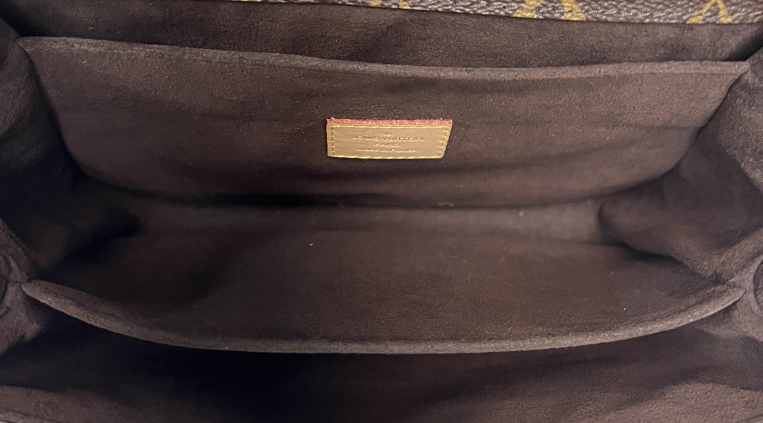 Louis Vuitton Pochette Metis Bag