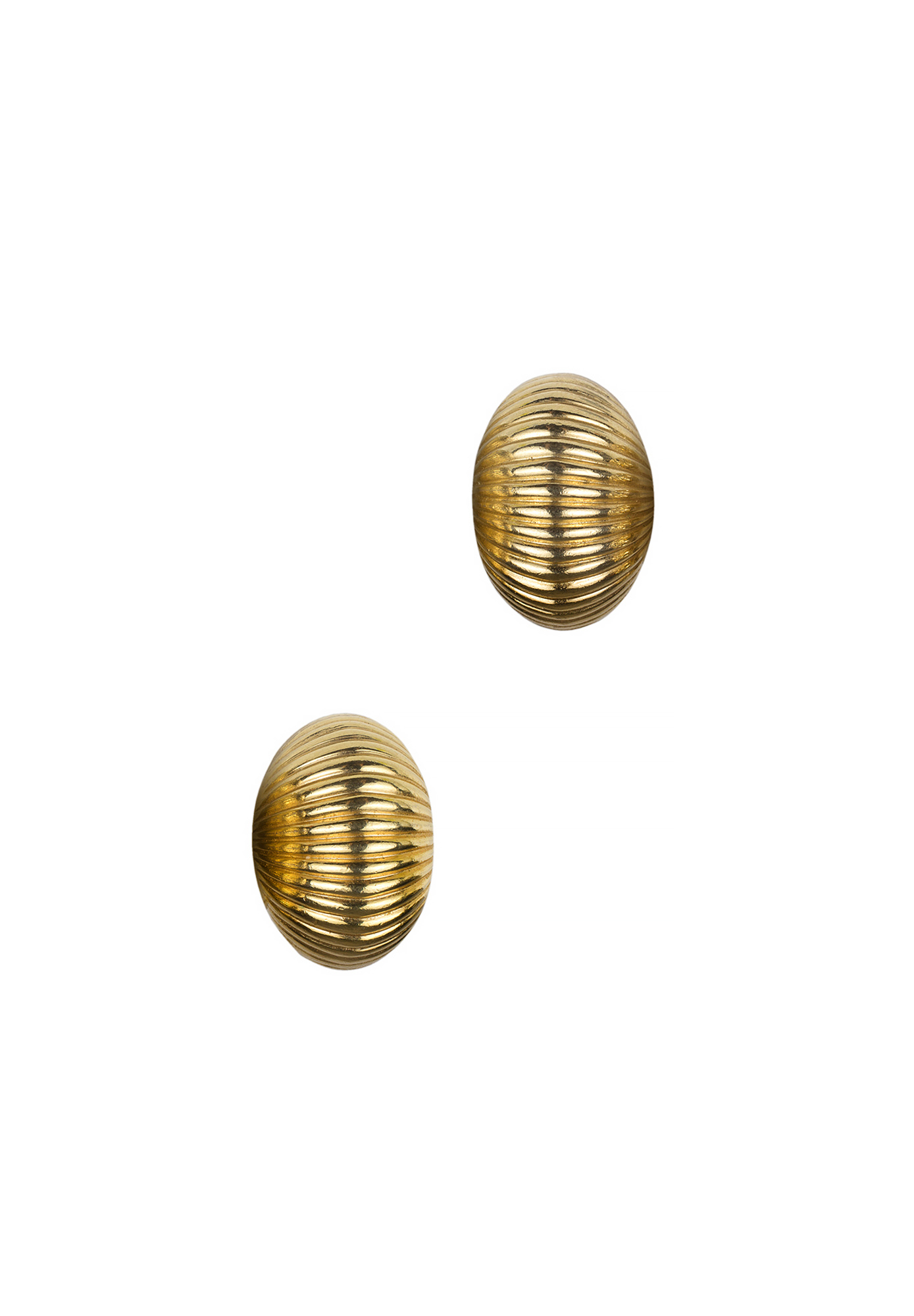 Grossé Vintage Shell Clip-On Earrings