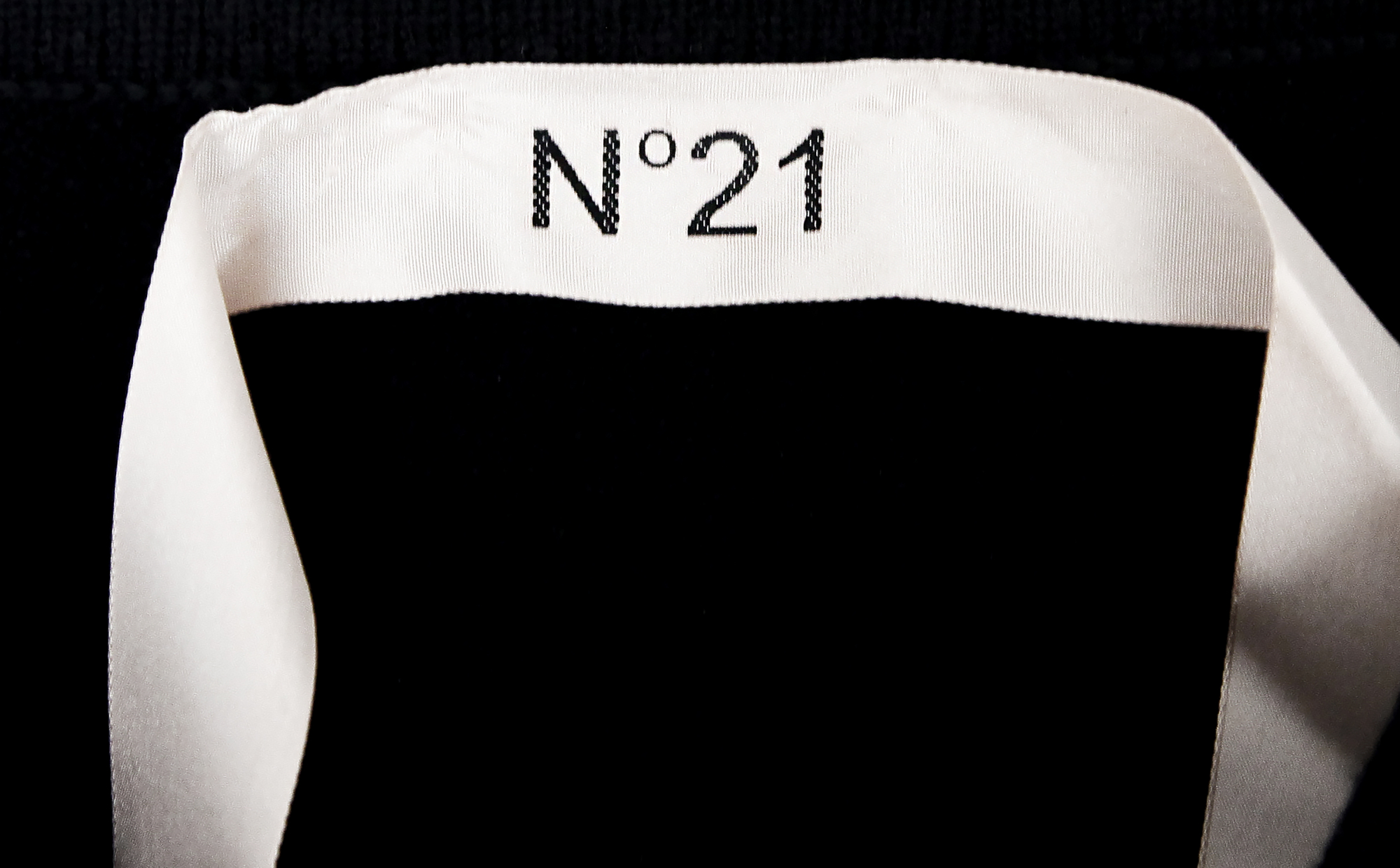 №21 Feathers Skirt