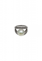 Chopard Pearl Ring