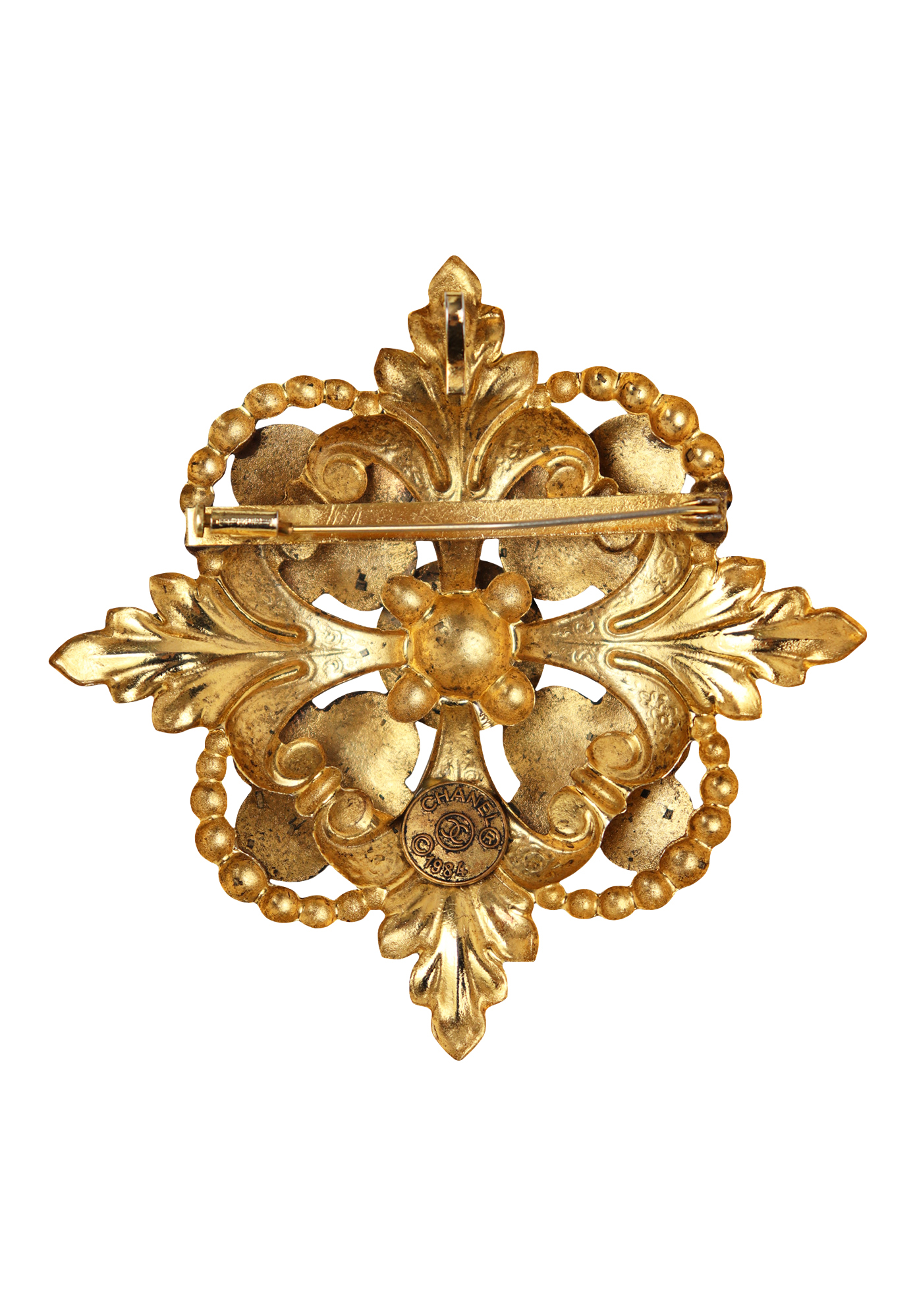 Chanel Brooch With Pearl And Gripoix Crystals