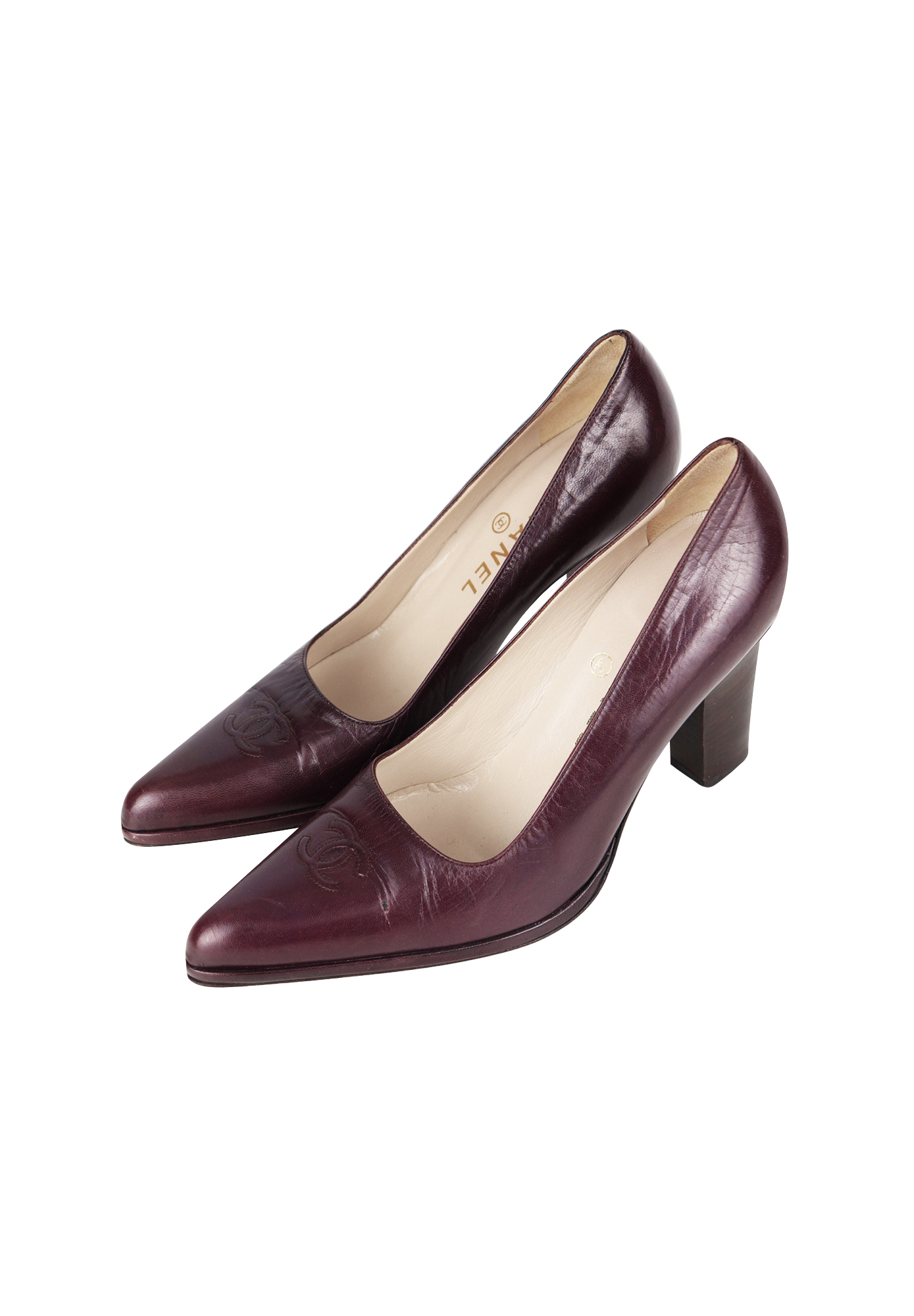 Chanel Heel Shoes With A Logo