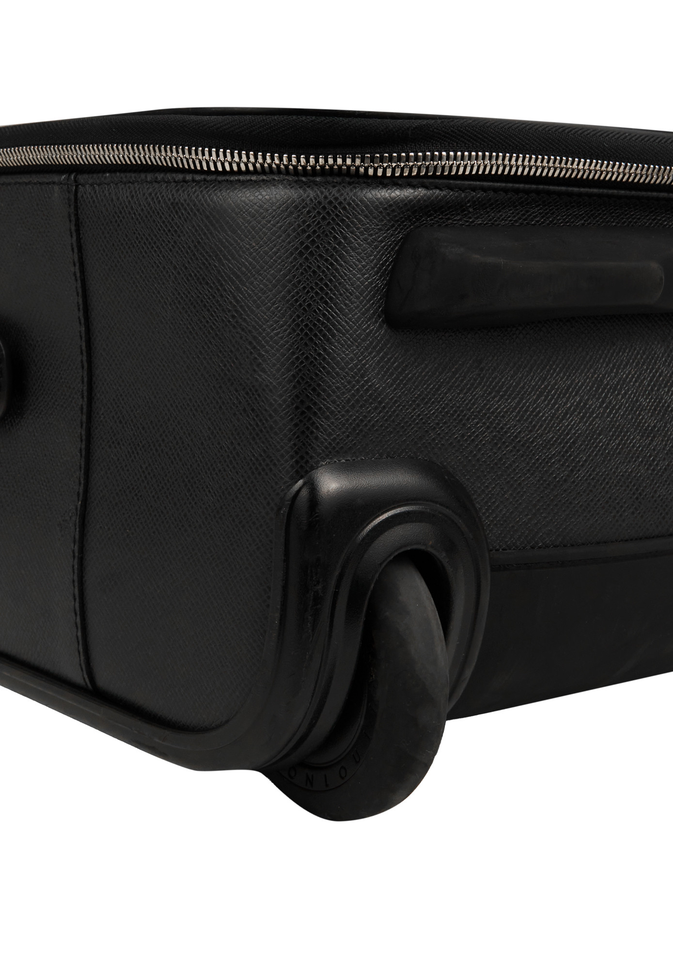 Louis Vuitton Pégase Black Taiga Leather 55 Suitcase 