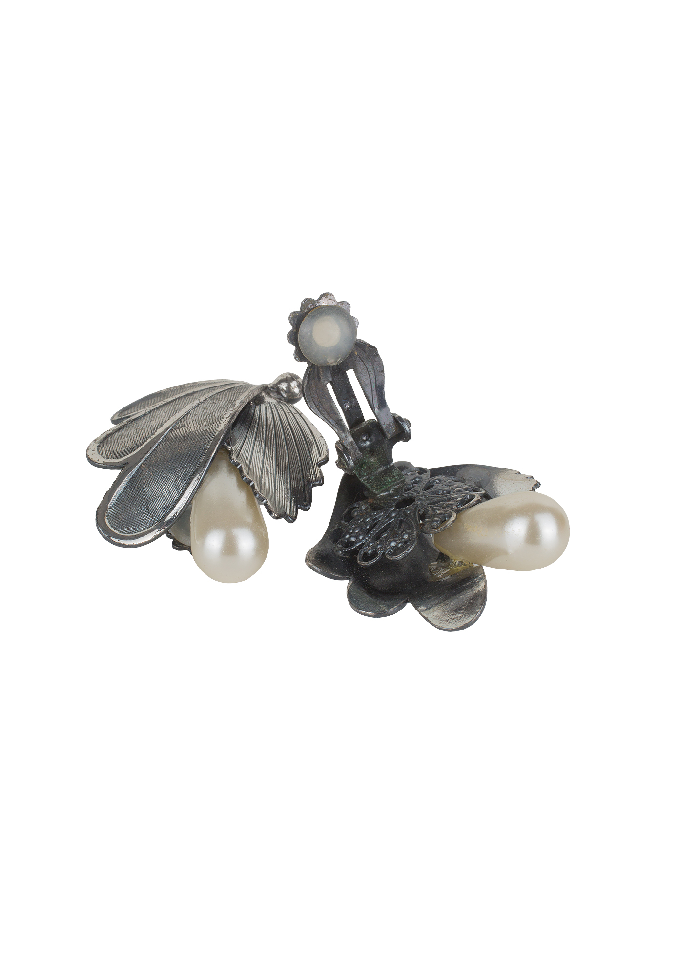 Botticelli Vintage Silver Clip-On Earrings with Pearls