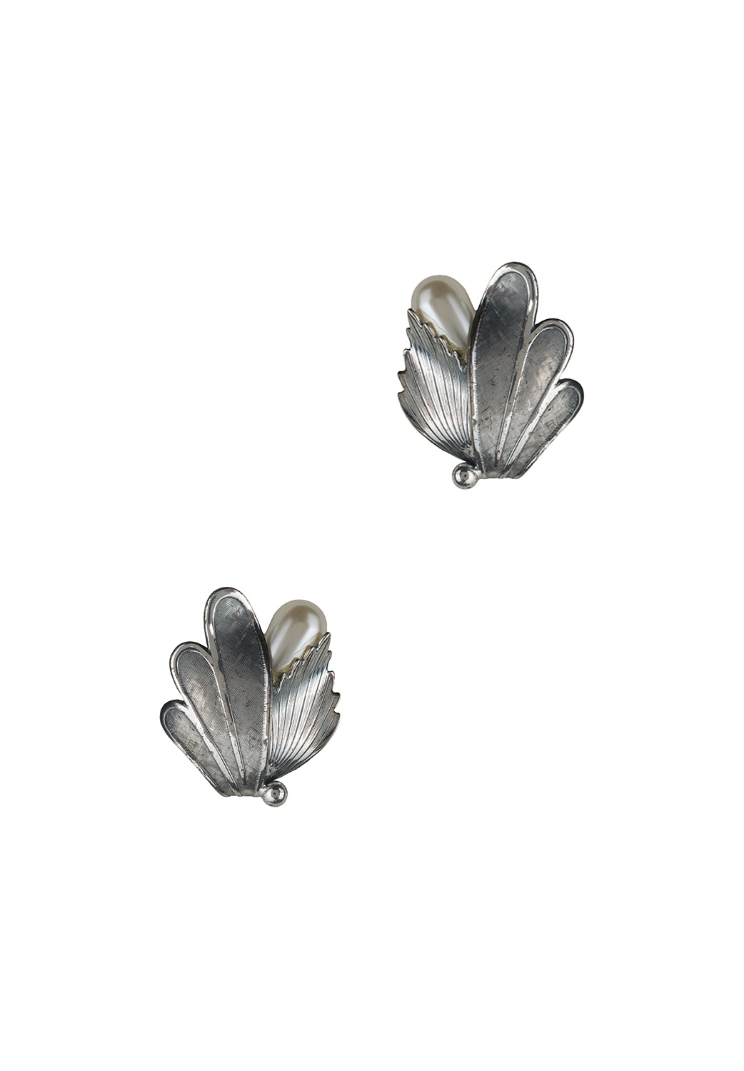 Botticelli Vintage Silver Clip-On Earrings with Pearls