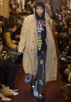 Vetements Beige Raincoat With Inscriptions