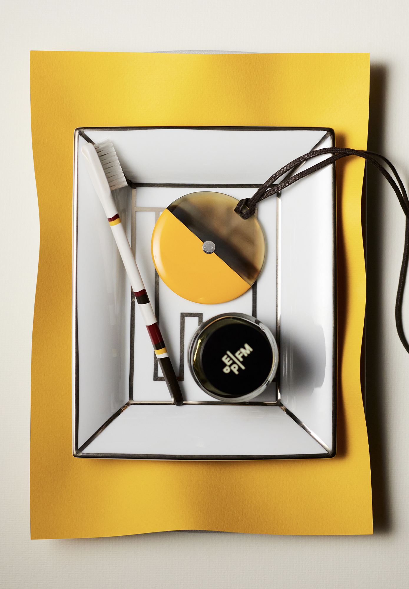 Hermès Round Pendant