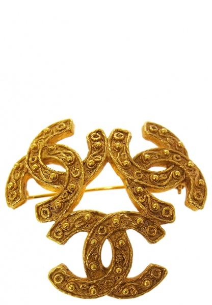 Chanel Baroque Triple Brooch