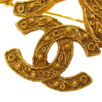 Chanel Baroque Triple Brooch