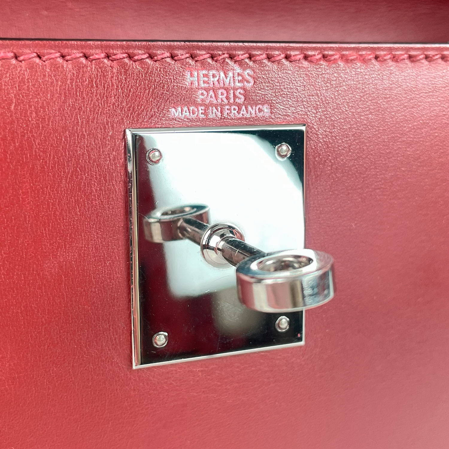 Hermès Kelly 28 Rouge H Box Sellier