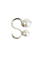 Chanel Golden Ring with Pearls