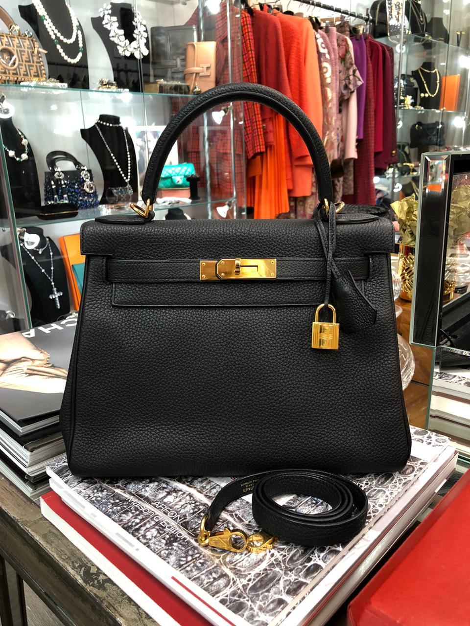 Hermès Kelly 28 Noir Togo Bag