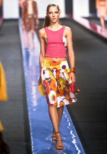 Платье Chanel с цветочным принтом