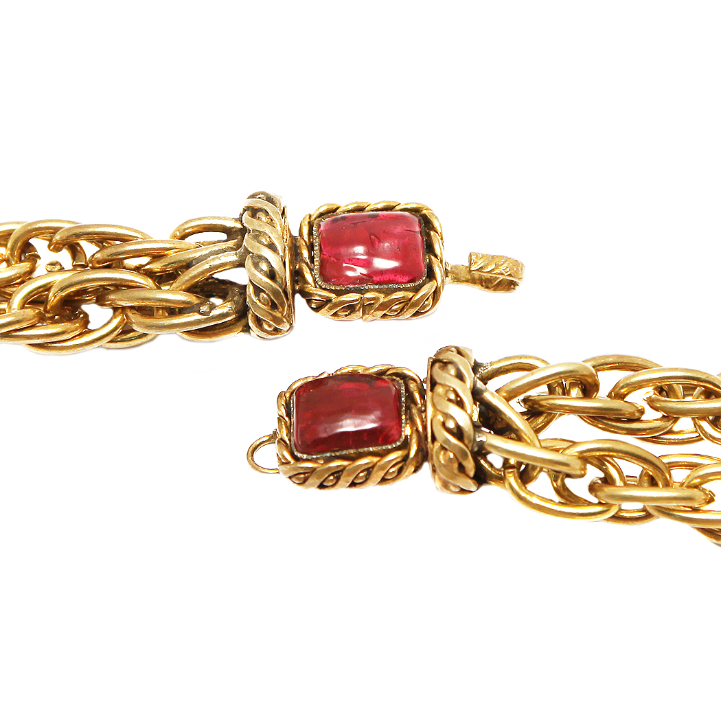 Chanel Luxurious Gripoix Crystals Necklace