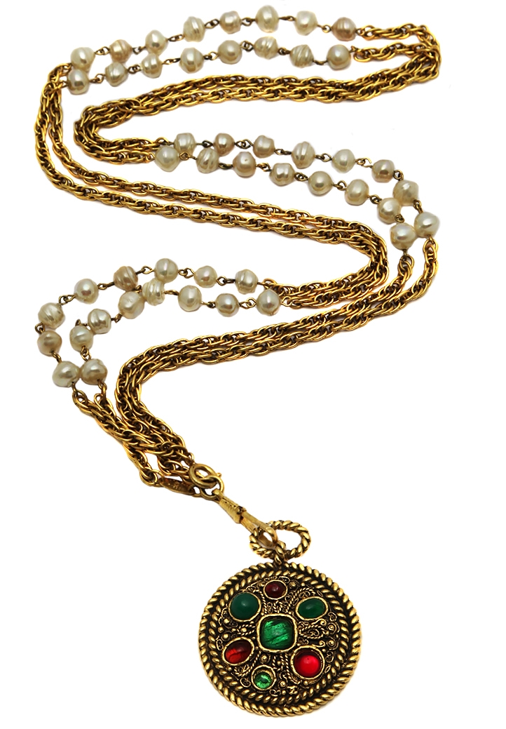 Chanel Pearl Necklace with Pendant