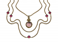 Elegant Goldette Necklace with a Pendant