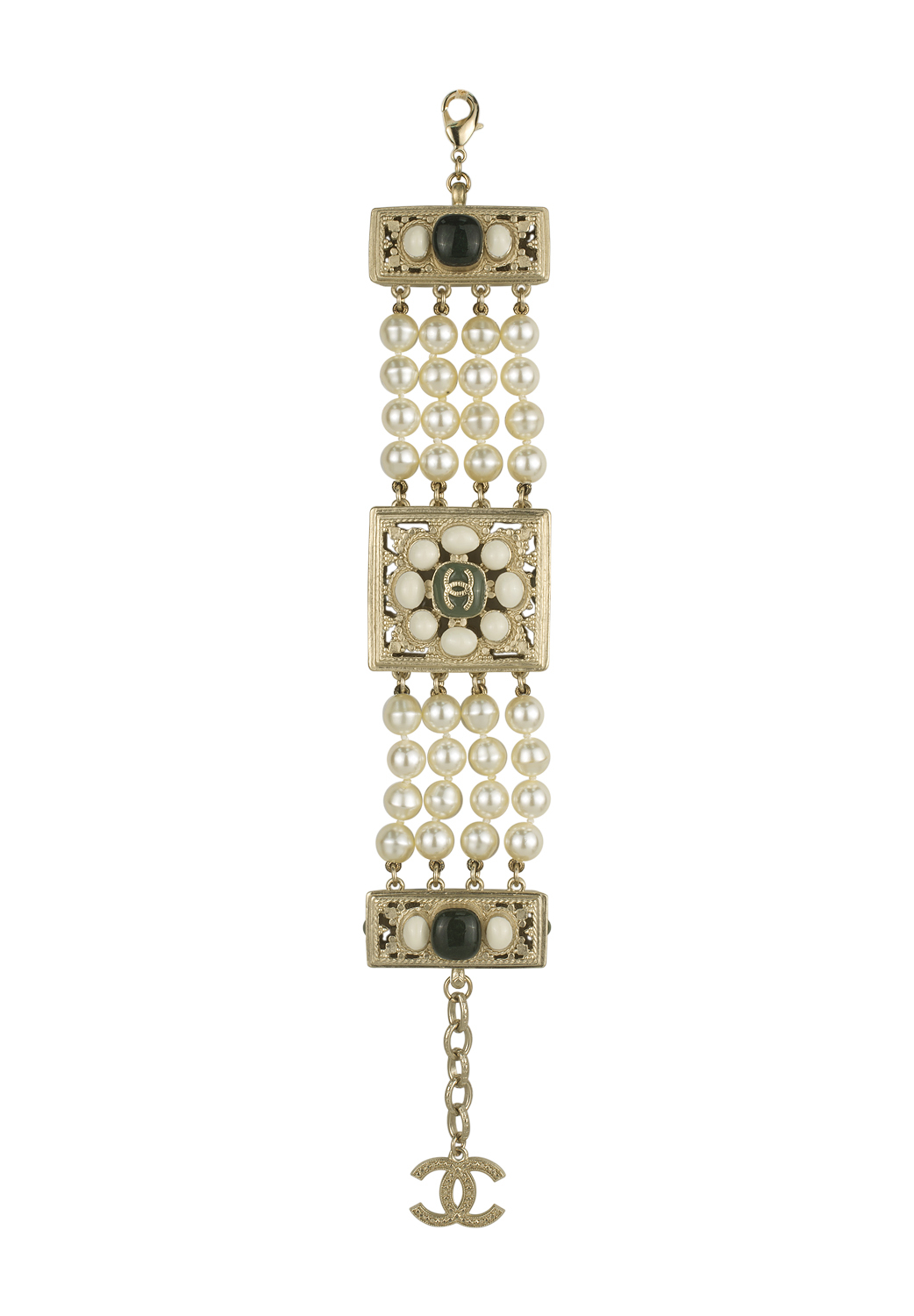 Chanel Gold Bracelet With Pearls
