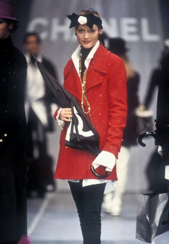 Вечерний жакет Chanel с пайетками