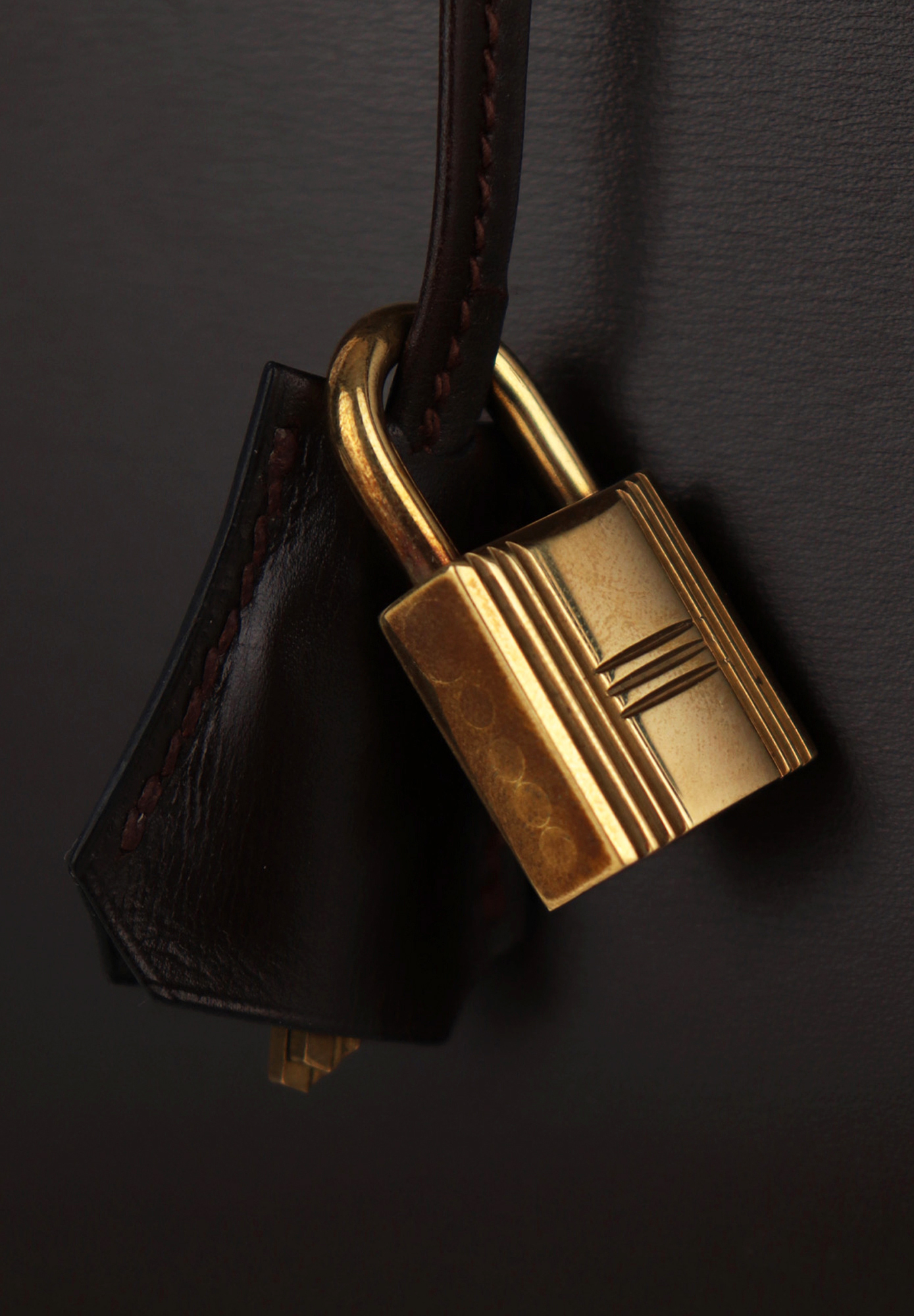 Hermès Kelly 28 Chocolate Box Sellier Bag