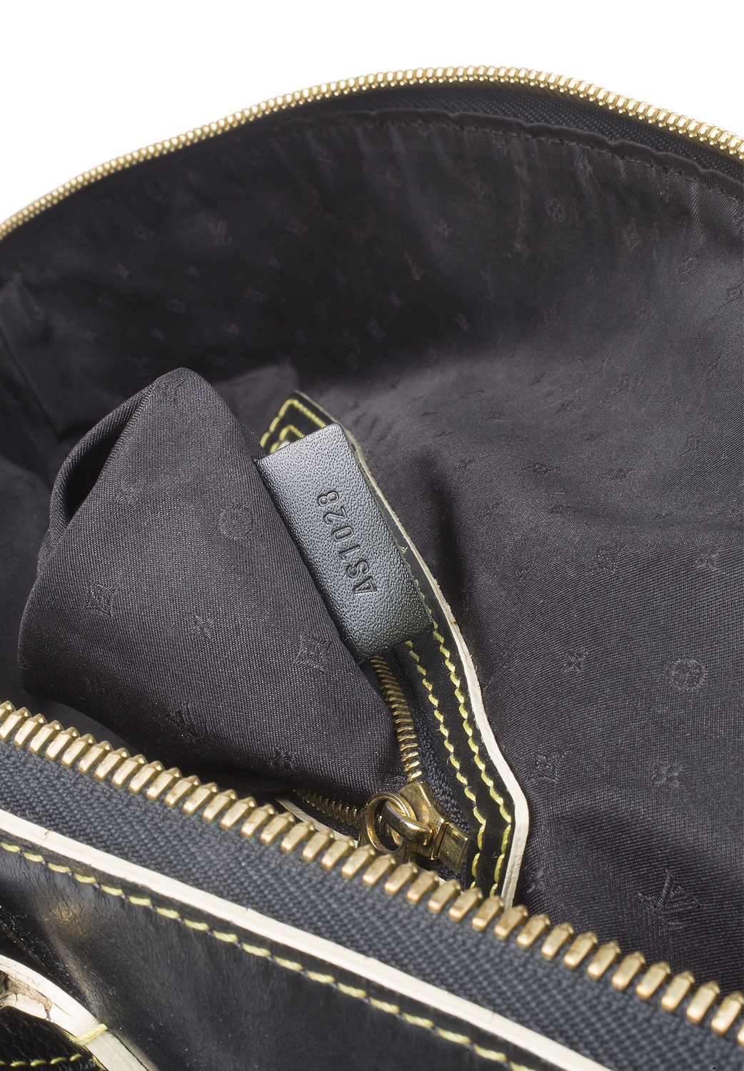 Louis Vuitton Black Chevre Suhali Lockit Bag