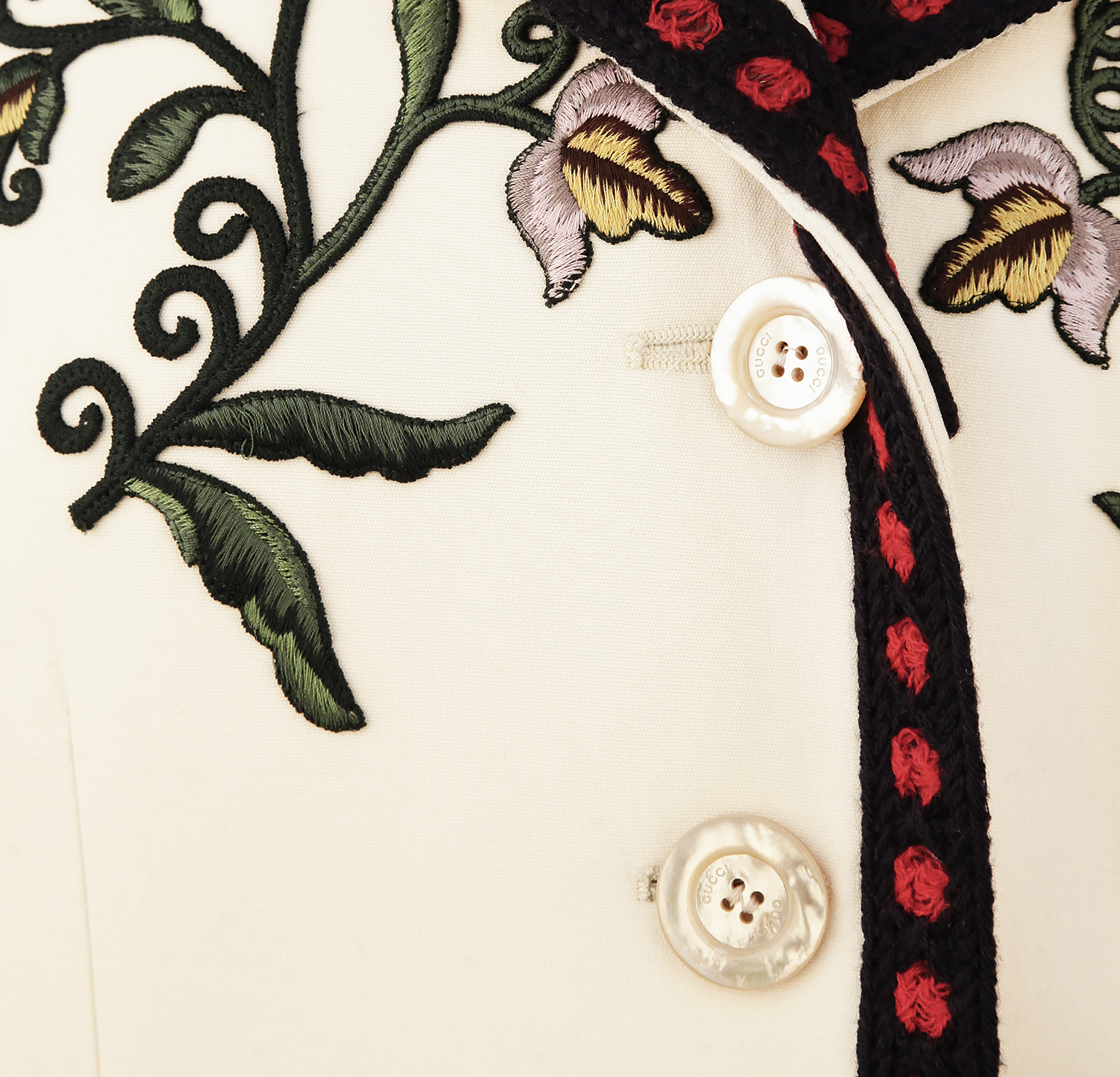 Gucci Embroidery White Suit