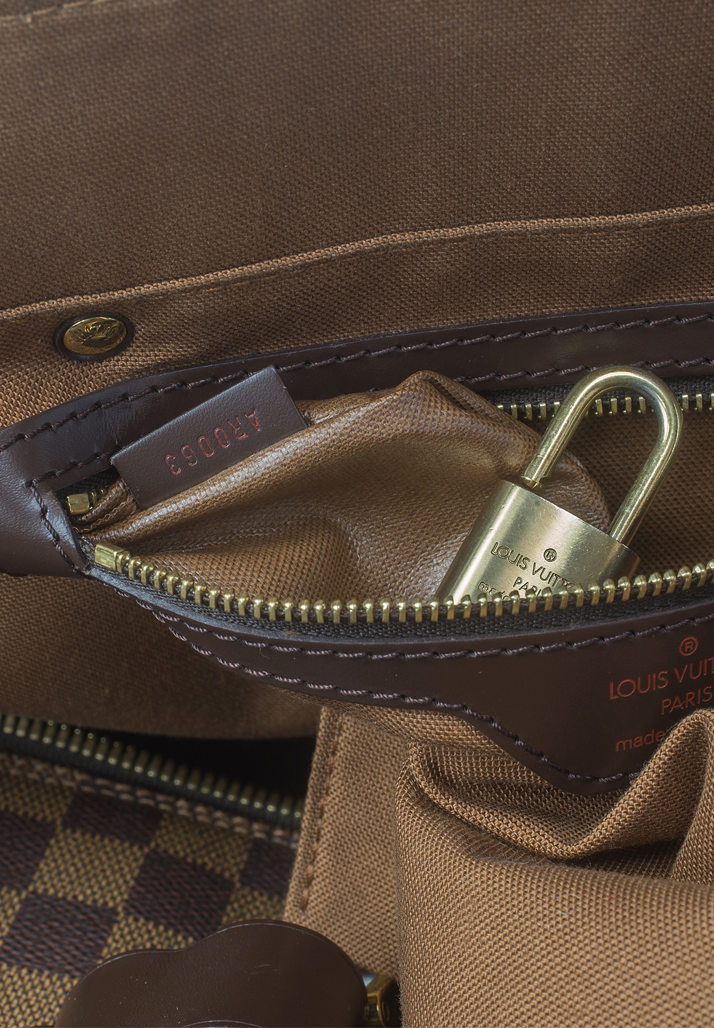 Louis Vuitton Damier Canvas Ribera GM Bag